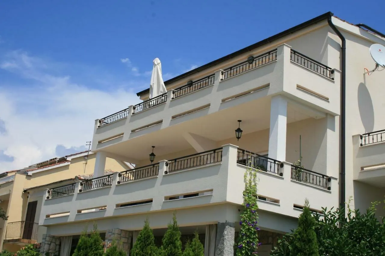 Apartment Aria Banjol Croatia