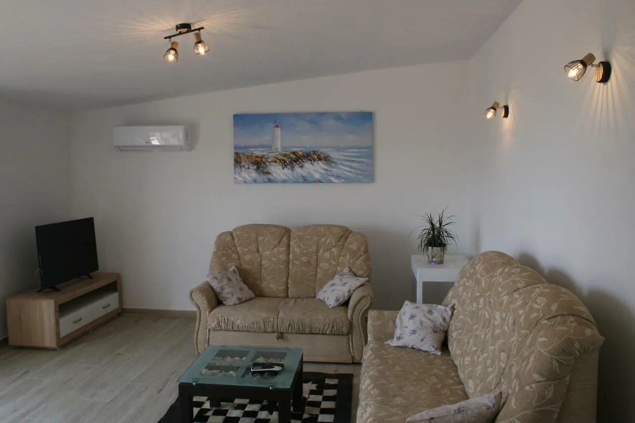 Apartment Aria Banjol